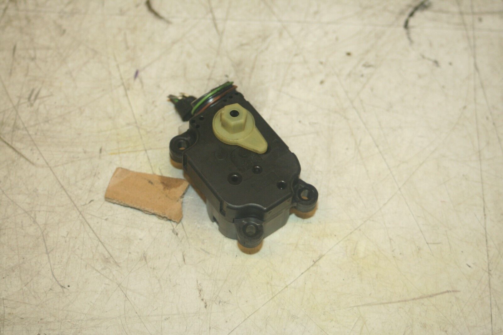 2005 MERCEDES S CLASS W220. HEATER FLAP ACTUATOR CONTROL MOTOR