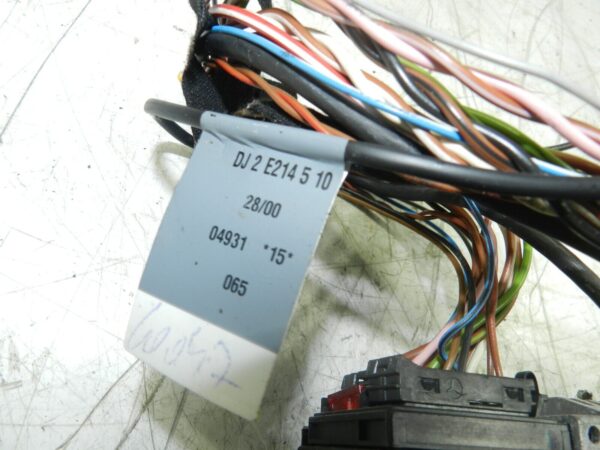 (131) 02 MERCEDES BENZ E CLASS ESTATE W210. CD RADIO STEREO A1708200386 NO CODE - Image 3