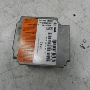 (131) 2002 MERCEDES BENZ E CLASS ESTATE W210. AIR BAG ECU 0018202326 MODULE