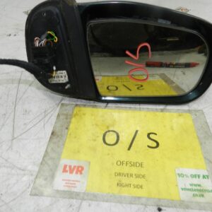 (131) 2002 MERCEDES BENZ E CLASS ESTATE W210. DRIVER SIDE WING MIRROR GREEN