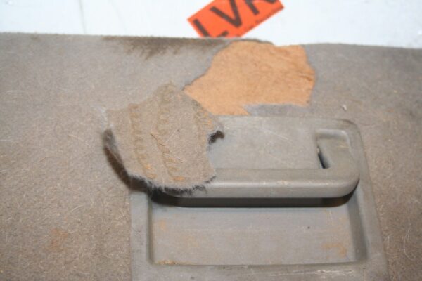 2009 KIA SORENTO. BOOT CARPET DAMAGED - Image 2