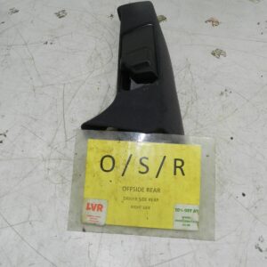 (131) 2002 MERCEDES BENZ E CLASS ESTATE W210. DRIVER REAR C PILLAR TRIM