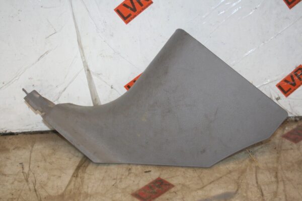 2009 KIA SORENTO. FLOOR SEAL FRONT PANEL