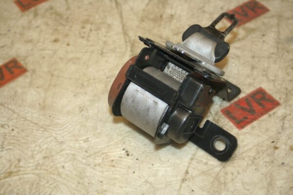 2009 KIA SORENTO. REAR CENTRE SEATBELT - Image 2