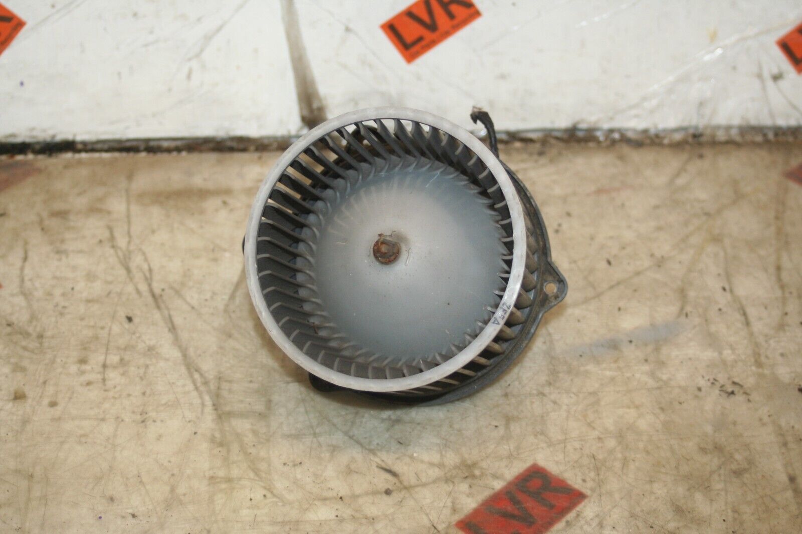2009 KIA SORENTO. HEATER BLOWER MOTOR FAN