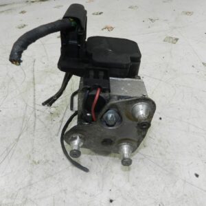 (131) 2002 MERCEDES BENZ E CLASS ESTATE W210. ABS PUMP MODULE