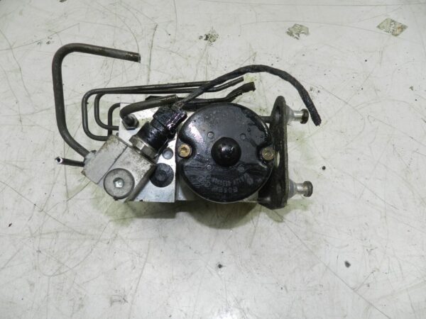 (131) 2002 MERCEDES BENZ E CLASS ESTATE W210. ABS PUMP MODULE - Image 3