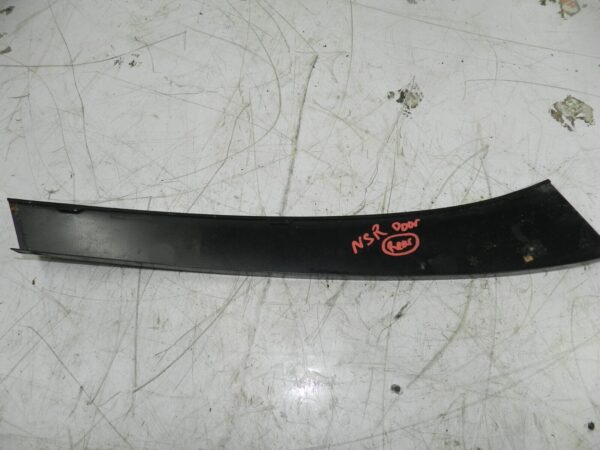 (131) 02 MERCEDES BENZ E CLASS EST W210. PASSENGER REAR DOOR REAR PILLAR TRIM - Image 3
