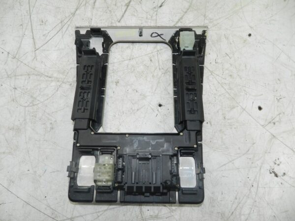 (131) 2002 MERCEDES BENZ E CLASS ESTATE W210. CENTRE CONSOLE WOOD TRIM SWITCHES - Image 2
