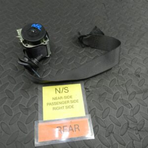 (144) 2009 VAUXHALL ASTRA H. PASSENGER SIDE REAR SEAT BELT