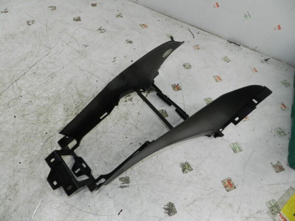 (138) 1998 HONDA ACCORD MK6. CENTRE CONSOLE FRAME - Image 2