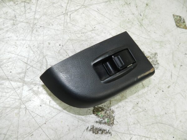 (138) 1998 HONDA ACCORD MK6. DRIVER SIDE REAR WINDOW SWITCH