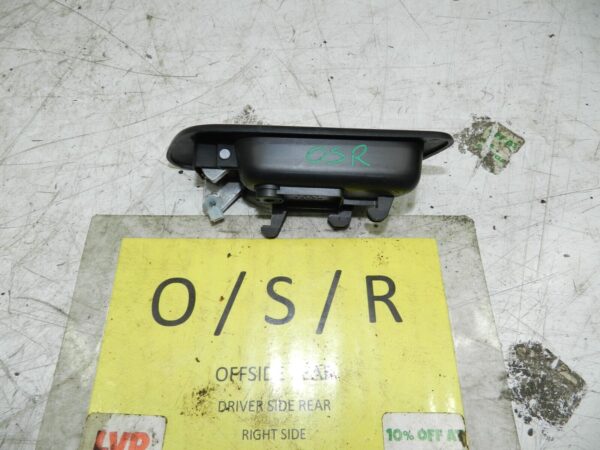 (138) 1998 HONDA ACCORD MK6. DRIVER SIDE REAR DOOR HANDLE INTERNAL - Image 2