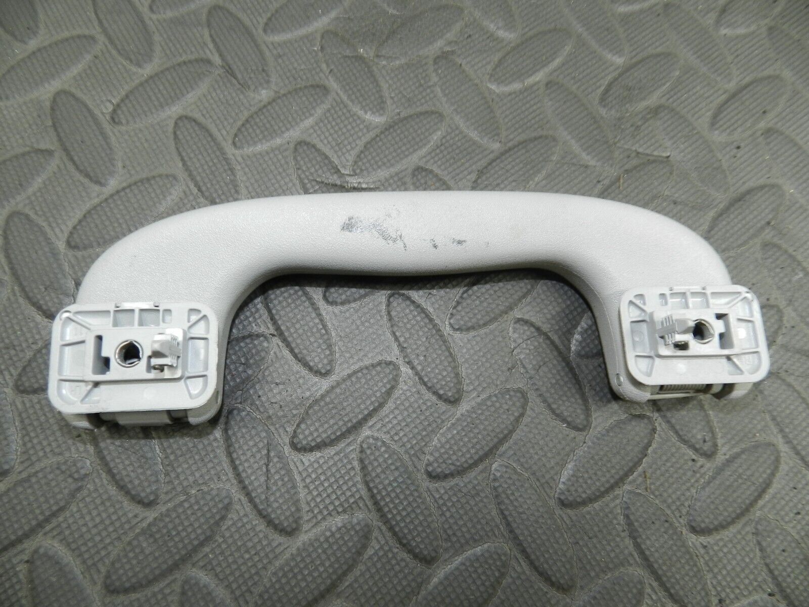 (144) 2009 VAUXHALL ASTRA H. GRAB HANDLE - Image 4