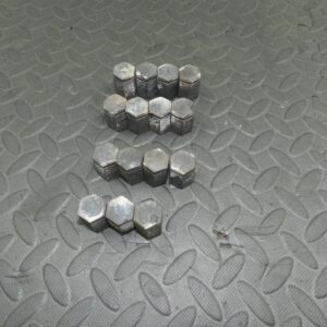 (144) 2009 VAUXHALL ASTRA H. 15 WHEEL NUT COVERS
