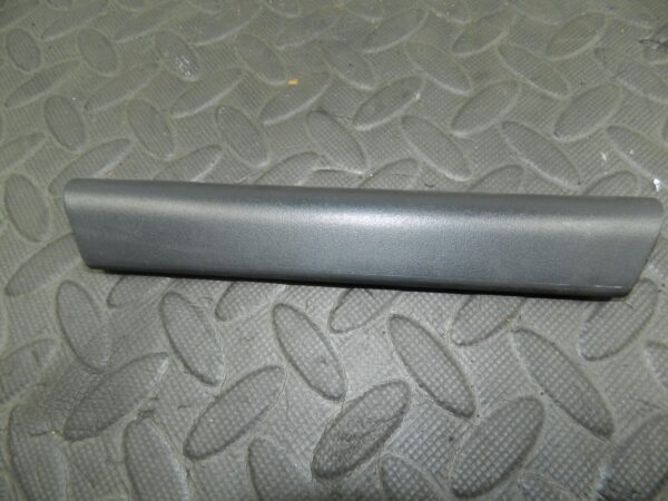 (144) 2009 VAUXHALL ASTRA H. DOOR HANDLE TRIM - Image 3