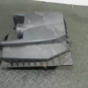 (144) 2009 VAUXHALL ASTRA H. AIR FILTER HOUSING BOX