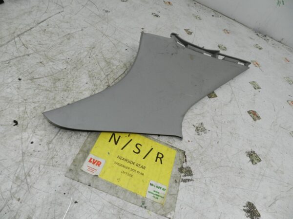 (138) 1998 HONDA ACCORD MK6. PASSENGER SIDE REAR C PILLAR TRIM