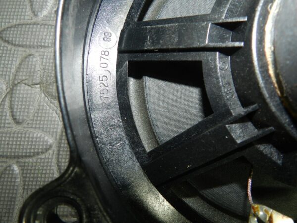 (146) MERCEDES C CLASS SALOON W203. DOOR SPEAKER - Image 3