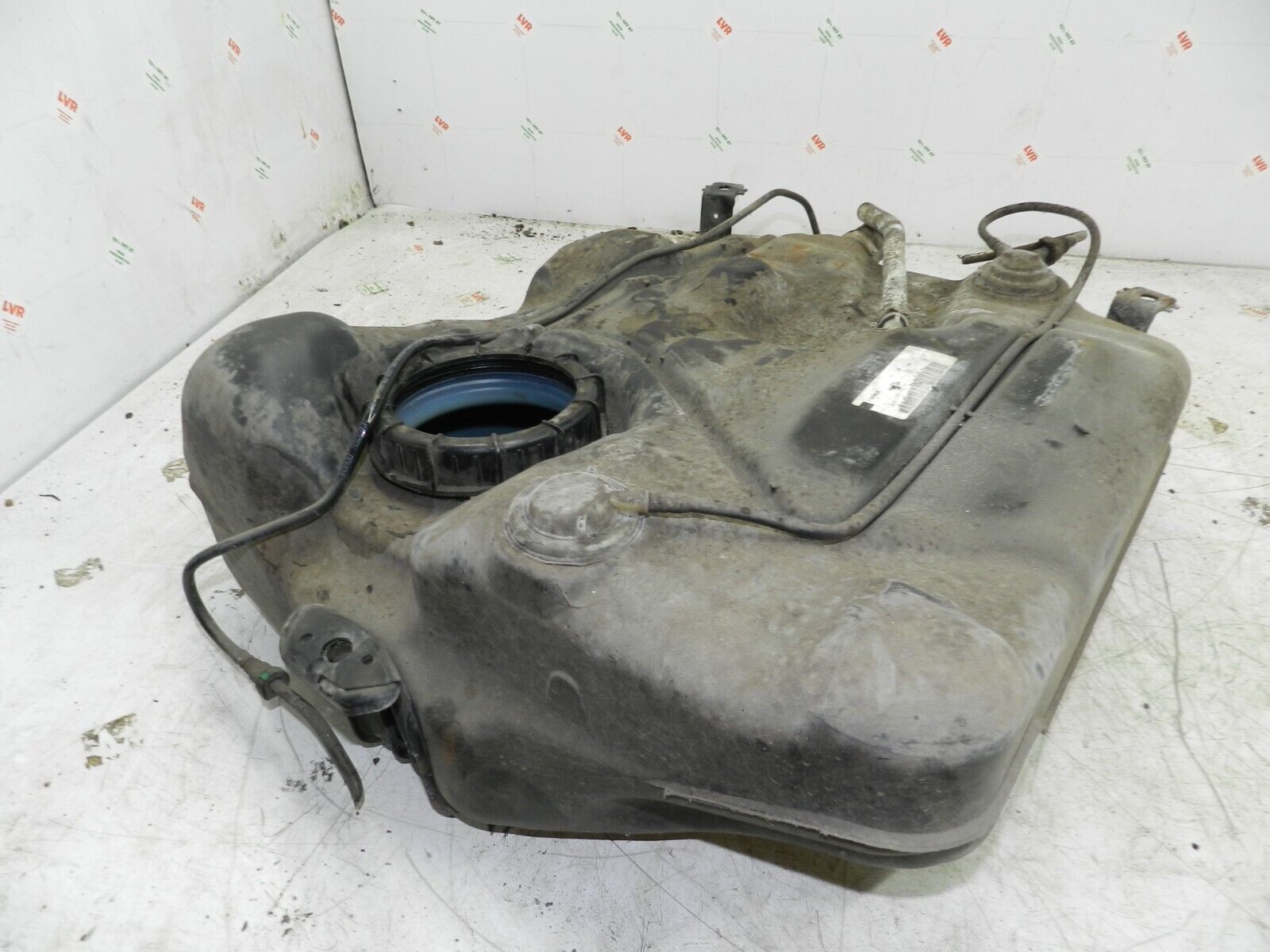 2008 FORD FOCUS CC CONVERTIBLE. PETROL FUEL TANK