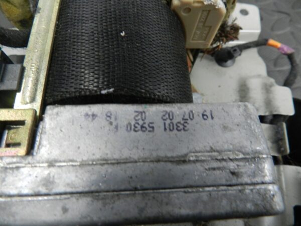 (146) MERCEDES C CLASS SALOON W203. DRIVER SIDE FRONT SEAT BELT - Image 5