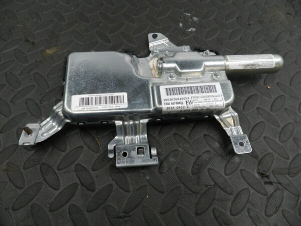 (146) MERCEDES C CLASS SALOON W203. A2038602505 PASSENGER FRONT AIR BAG DOOR