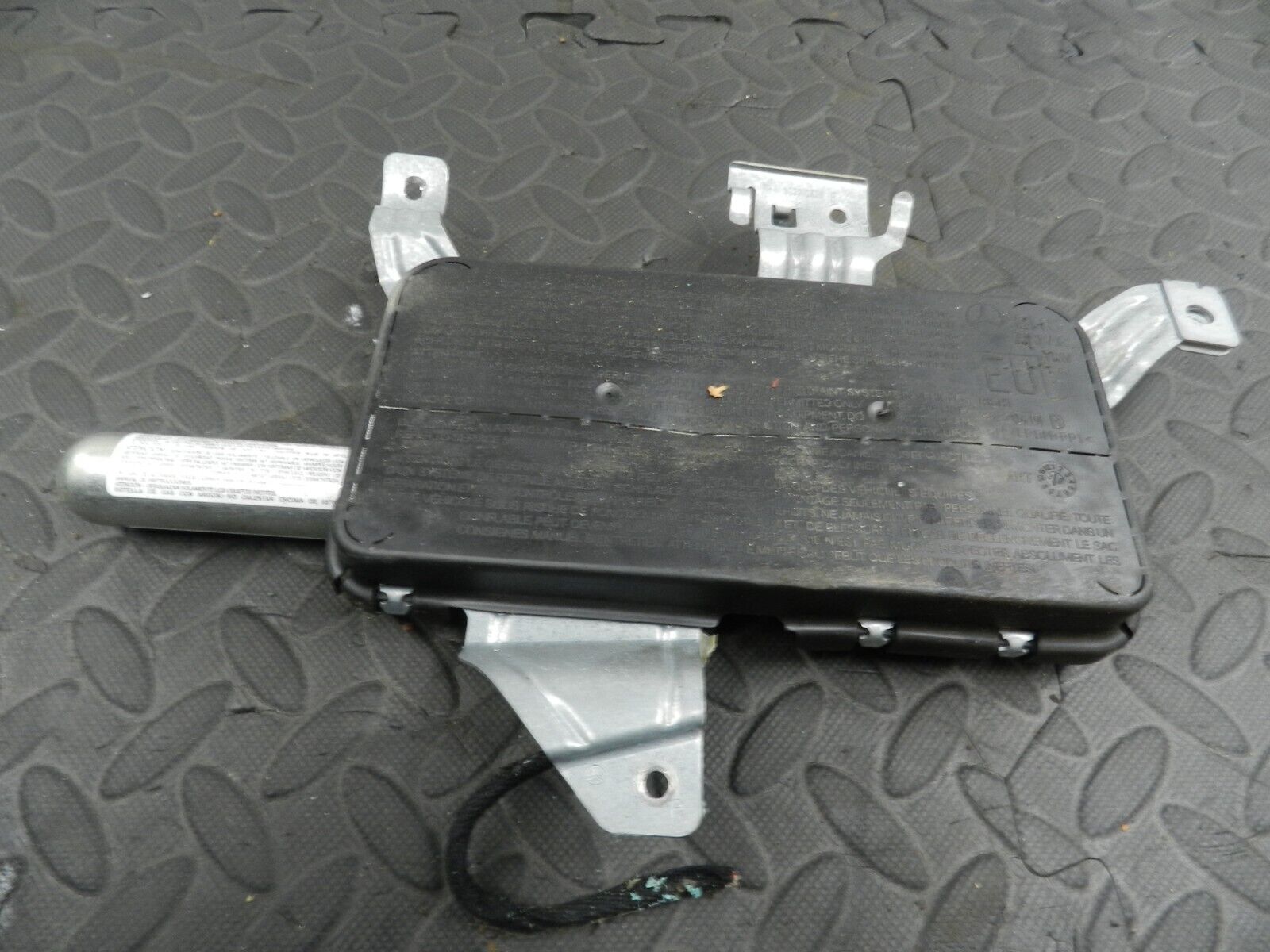 (146) MERCEDES C CLASS SALOON W203. A2038602605 DRIVER FRONT AIR BAG DOOR - Image 4