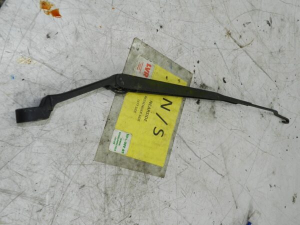 (139) 2003 HYUNDAI MATRIX PASSENGER SIDE WIPER ARM - Image 2