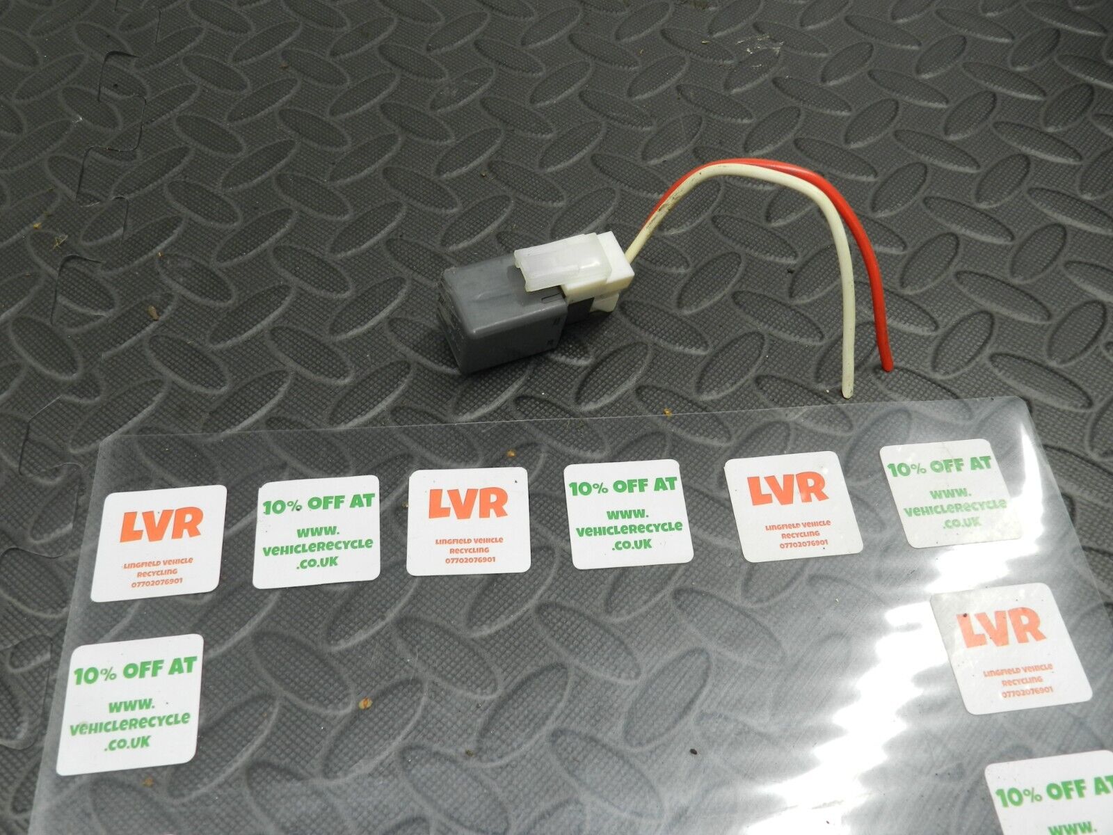 142 NISSAN MICRA K12 CONVERTIBLE C+C. RELAY 24330 C9900