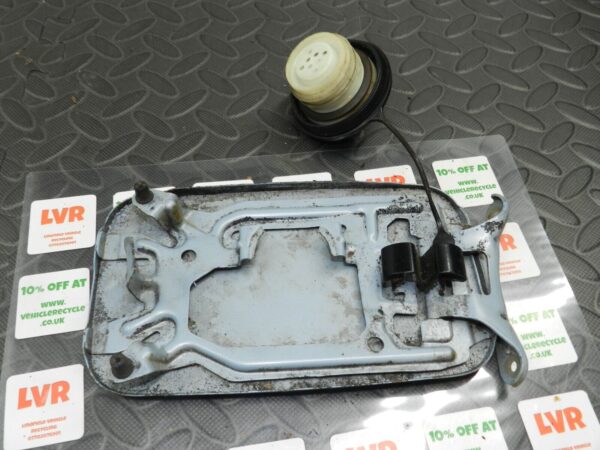 142 NISSAN MICRA K12 CONVERTIBLE C+C. FUEL CAP FLAP COVER IN BLUE - Image 3