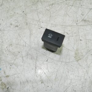 (139) 2003 HYUNDAI MATRIX FOG LIGHT SWITCH