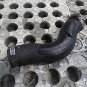 2010 HYUNDAI SANTA FE 2.2 DIESEL AUTOMATIC. COOLANT PIPE.