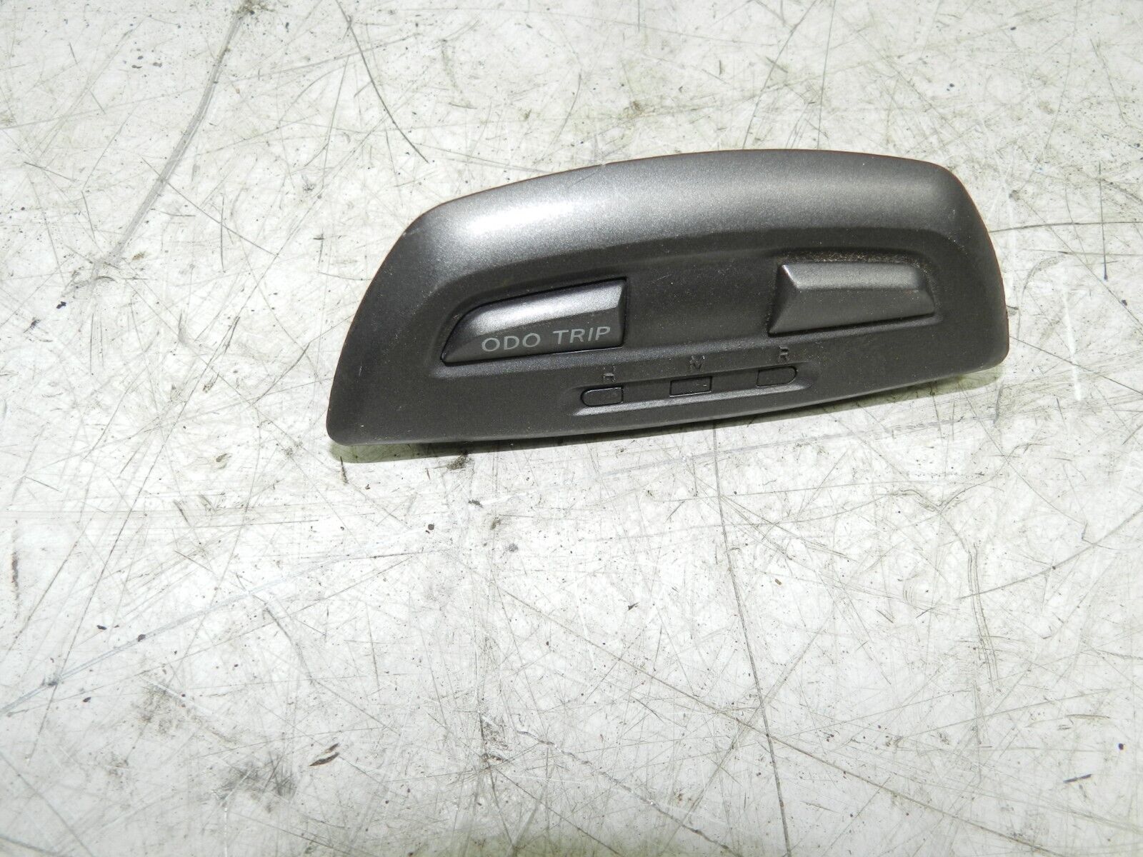 (139) 2003 HYUNDAI MATRIX ODO TRIP SWITCH CLOCK SET
