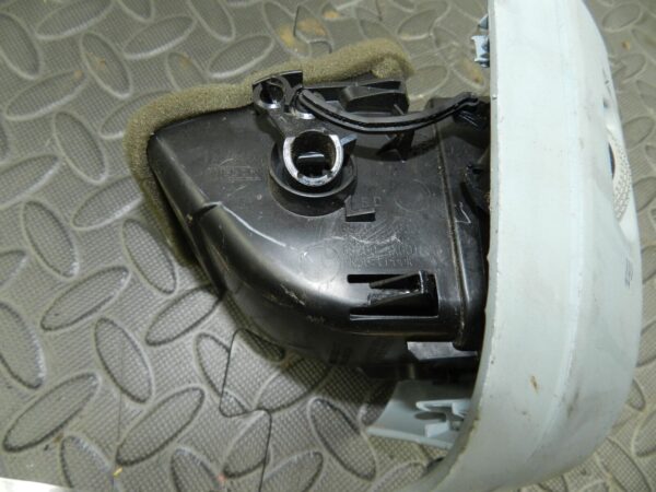 142 NISSAN MICRA K12 CONVERTIBLE C+C. AIR VENT DUCT - Image 6