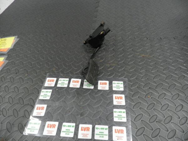 142 NISSAN MICRA K12 CONVERTIBLE C+C. ACCELERATOR PEDAL 18002AX605