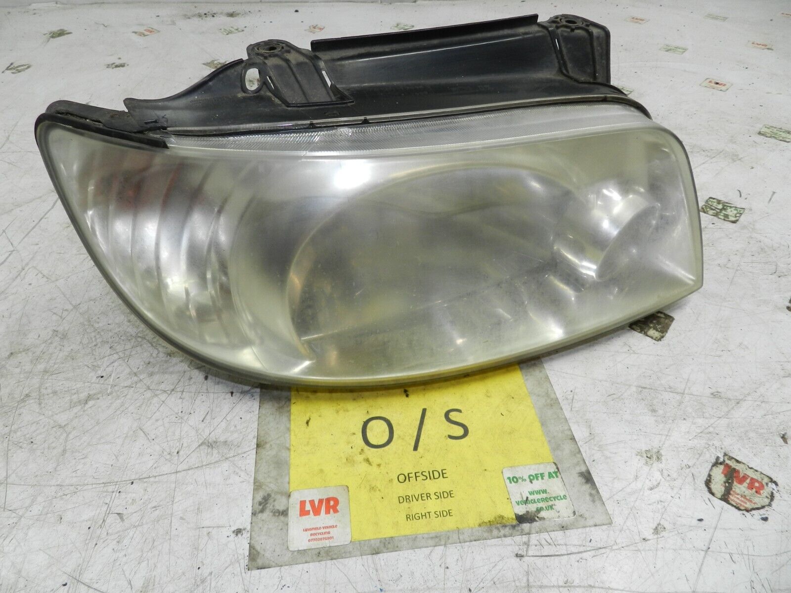 (139) 2003 HYUNDAI MATRIX DRIVER SIDE HEAD LIGHT