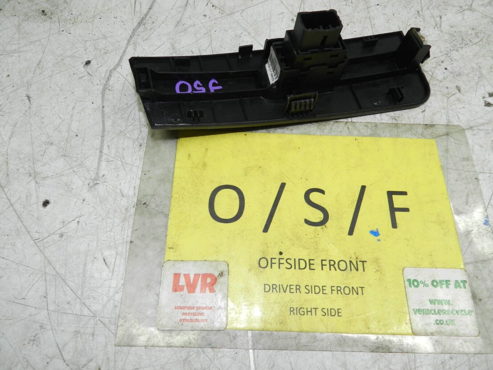 (139) 2003 HYUNDAI MATRIX DRIVER SIDE FRONT WINDOW SWITCH