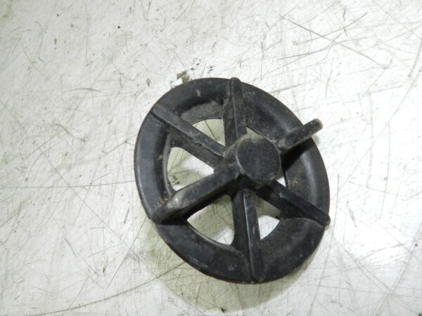 (139) 2003 HYUNDAI MATRIX SPARE WHEEL CLAMP - Image 2