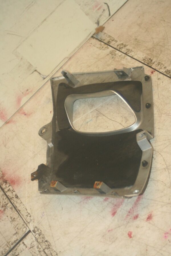 KAWASAKI ZZR600 2004. SIDE FENDER TRIM - Image 2