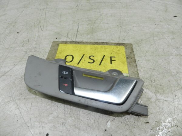 (121) 2007 AUDI A4 SALOON B7. DRIVER SIDE FRONT DOOR HANDLE INTERNAL - Image 2