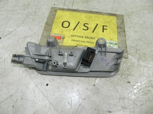 (121) 2007 AUDI A4 SALOON B7. DRIVER SIDE FRONT DOOR HANDLE INTERNAL - Image 3