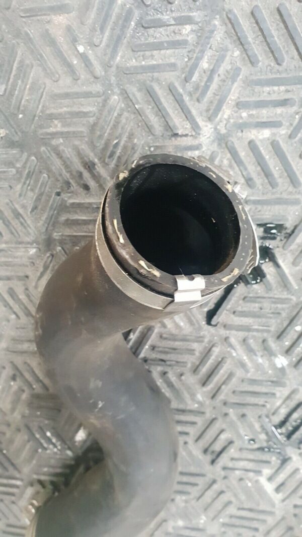 2013 Ford Focus 1.0 Petrol Ecoboost Top Intercooler Hose/Pipe CV61-6K863-AF - Image 4