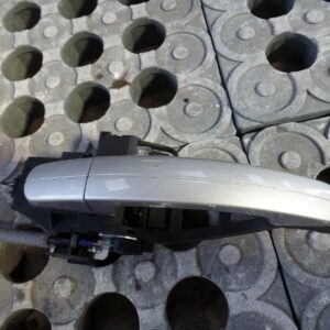 2013 Ford Focus Passenger Front N/S/F Door Handle Moondust Silver