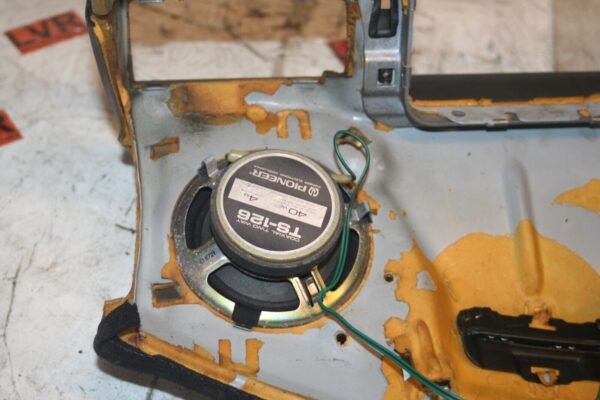 1989 MERCEDES 300E W124. DASHBOARD - Image 4