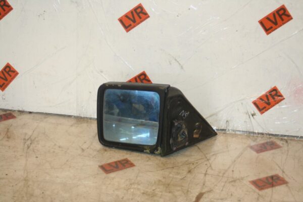 1989 MERCEDES 300E W124. PASSENGER SIDE WING MIRROR