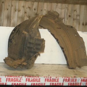 2004 LEXUS IS200. WHEEL ARCH LINER PASSENGER SIDE FRONT
