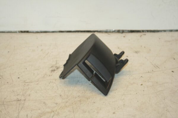 (95) 2010 BMW 1 SERIES E82. PASSENGER SIDE REAR SEAT BELT COVER TRIM - Image 3
