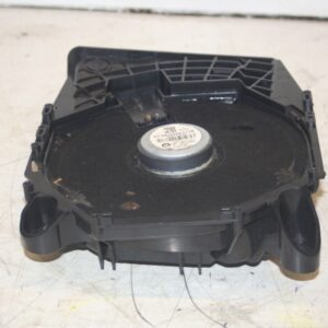 (95) 2010 BMW 1 SERIES E82. PASSENGER SIDE FRONT SEAT SPEAKER SUBWOOFER