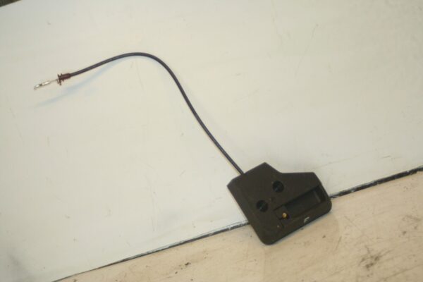 (95) 2010 BMW 1 SERIES E82. DRIVER REAR SEAT RELEASE HANDLE - Image 3