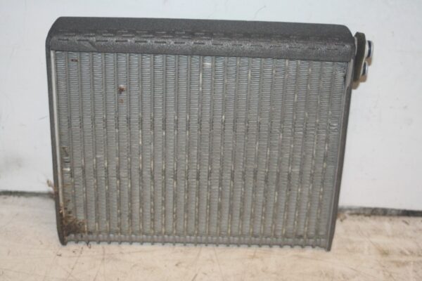 2004 LEXUS IS200. AIR CON CONDITIONING MATRIX